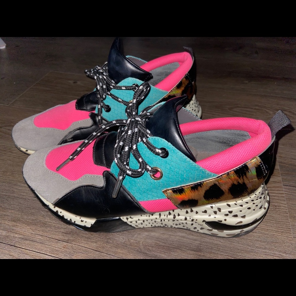 Steve Madden multicolored platform tennis shoes